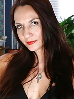 rachel mature